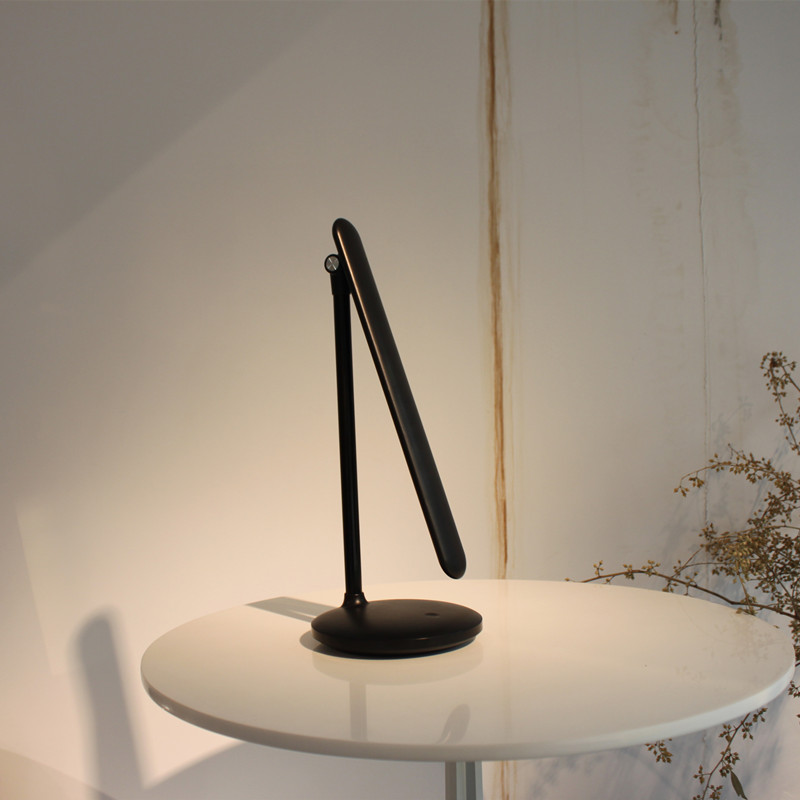 cordless reading lamp.jpg